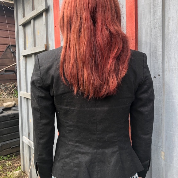 Black Linen Blazer - Picture 4 of 10